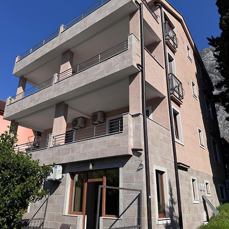 Bocche Di Cattaro Studios Exteriör bild